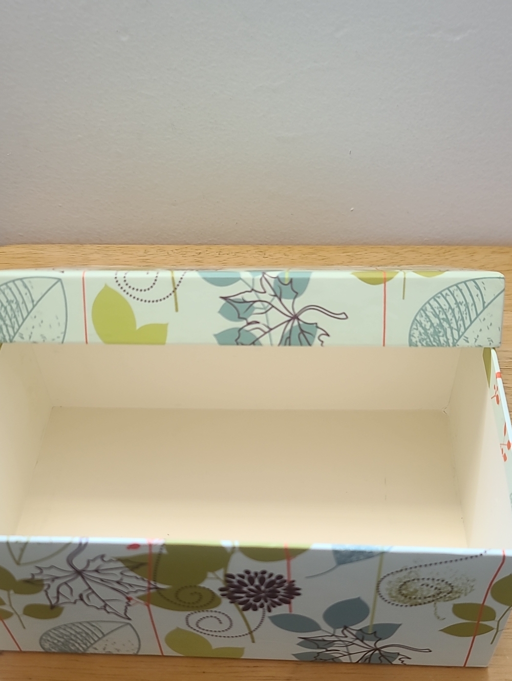 Decorative Floral Pattern Storage/Gift Box - Picture 7 of 7